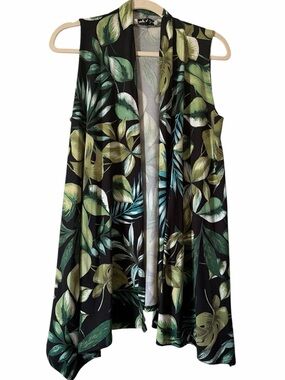 Black and multiple shades green leaf print open front vest/cardigan